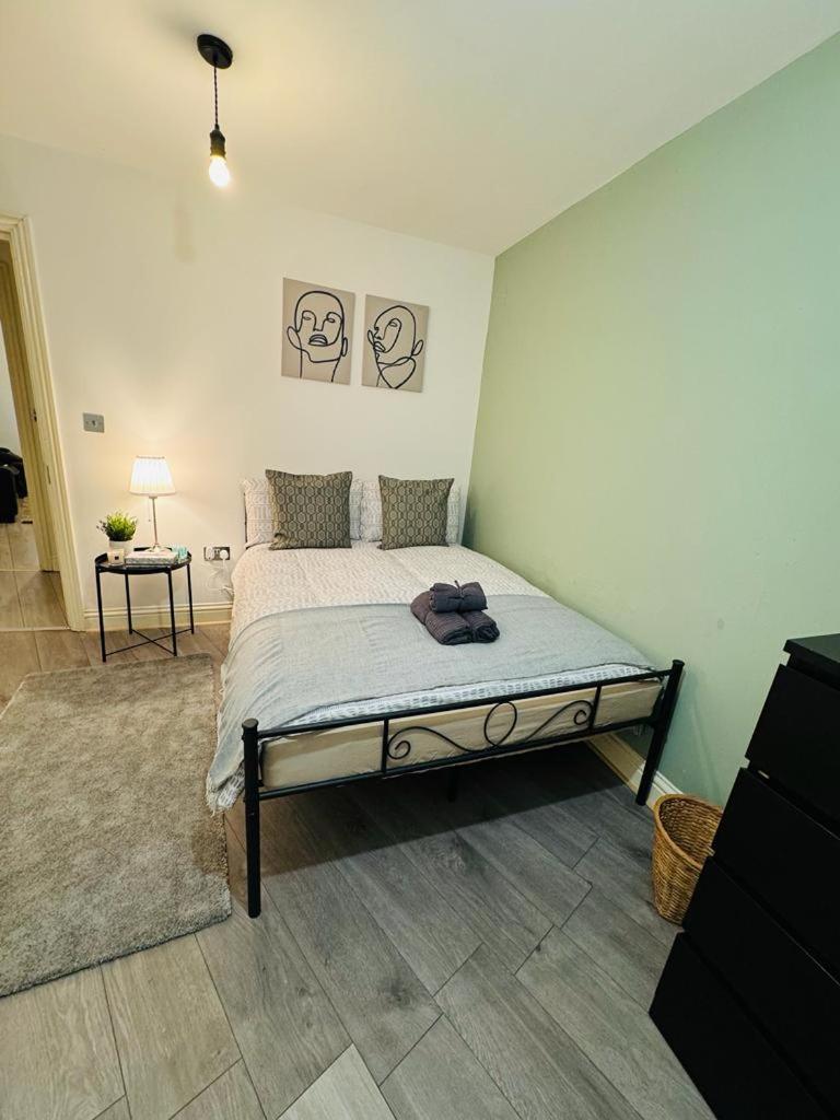 Willesden J Guest Home 4 London Kültér fotó